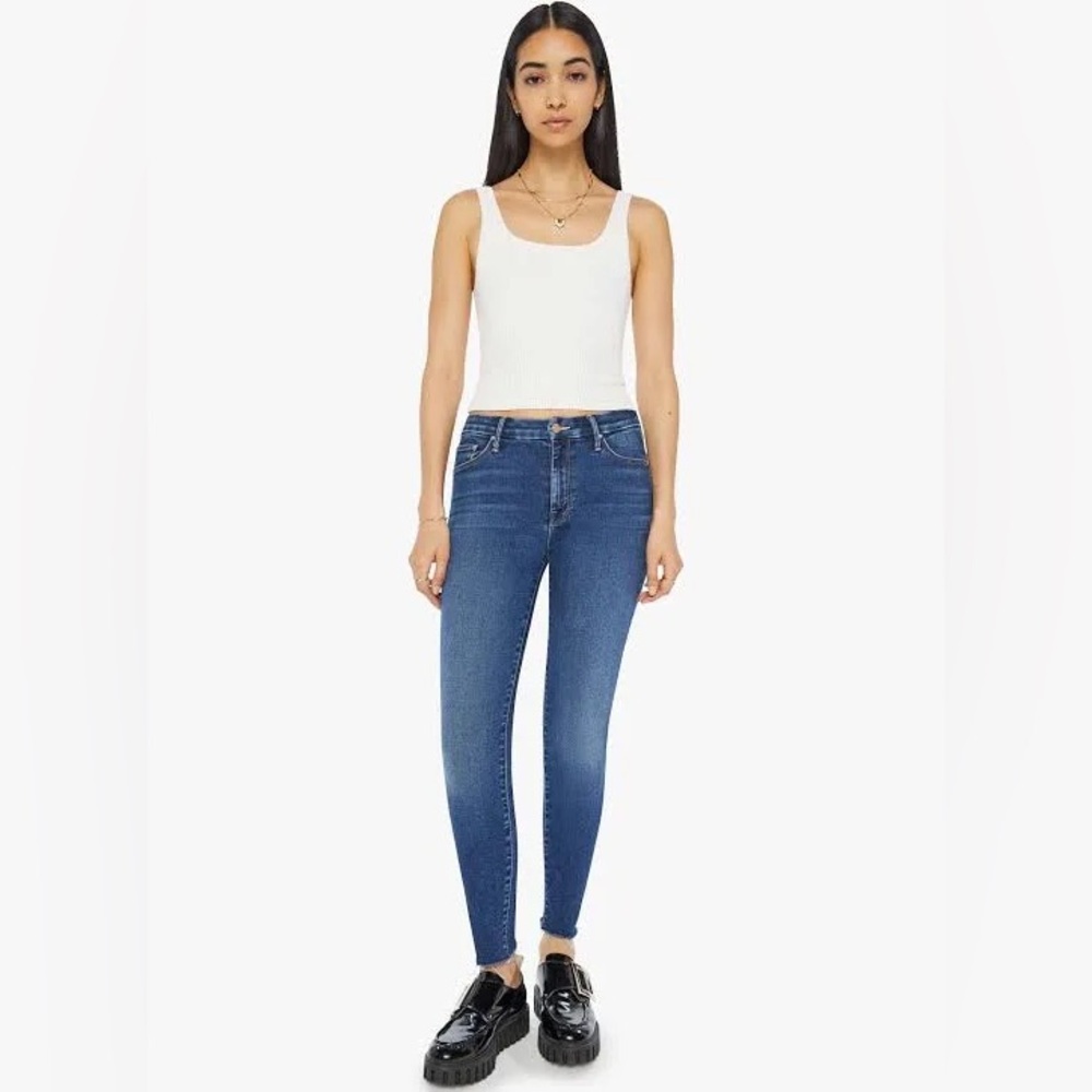 Mother The Looker Ankle Fray Jeans in Squeeze It Sz. 29
